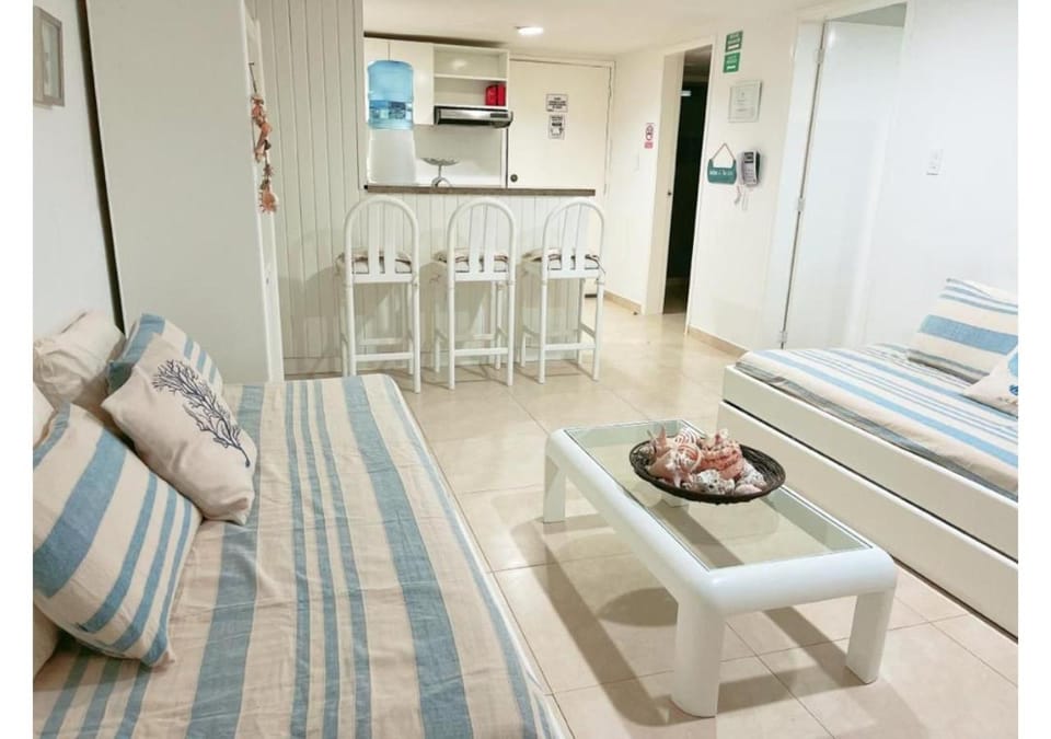 Bed, Living room, kitchen