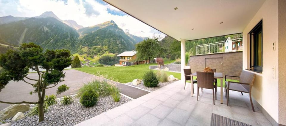 Natural landscape, Garden, View (from property/room), Balcony/Terrace, Dining area, Garden view, Mountain view, hair dresser