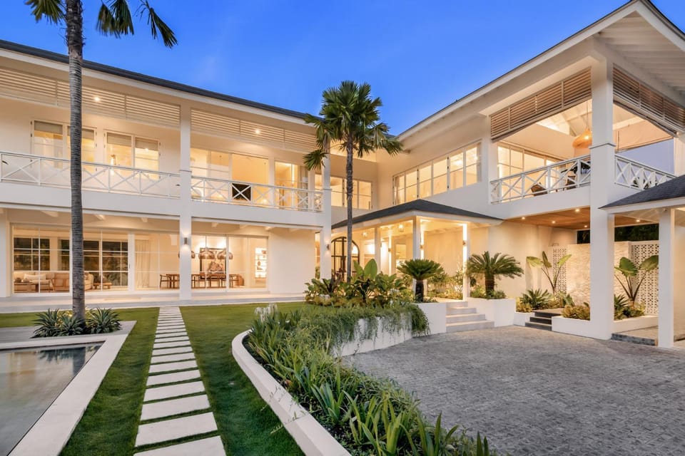 Property building, Garden view
