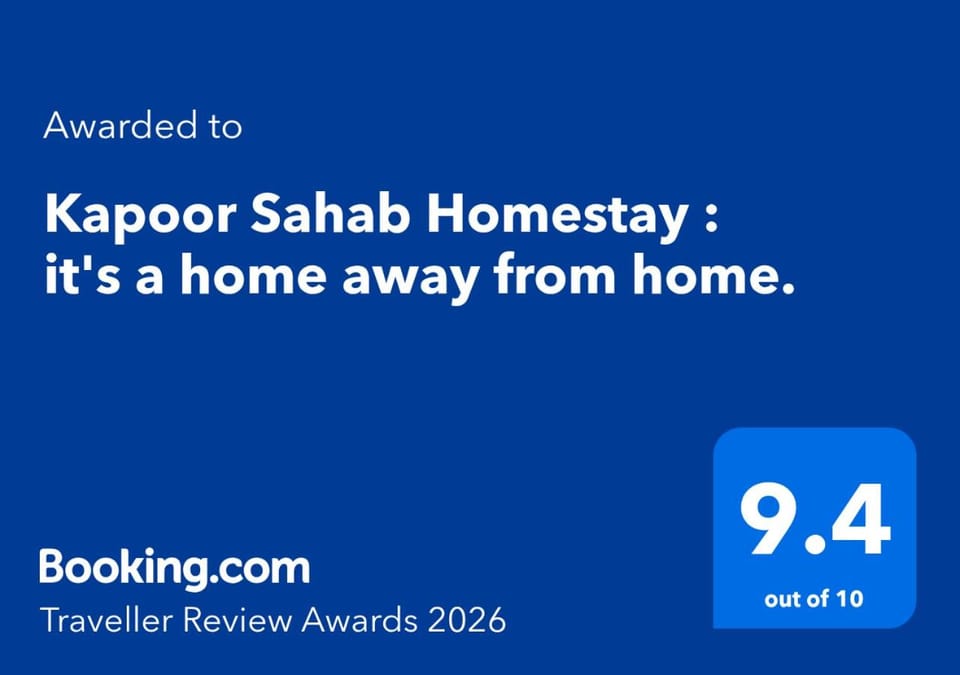 Kapoor Sahab Homestay : it's a home away from home. Vacation rental in Varanasi