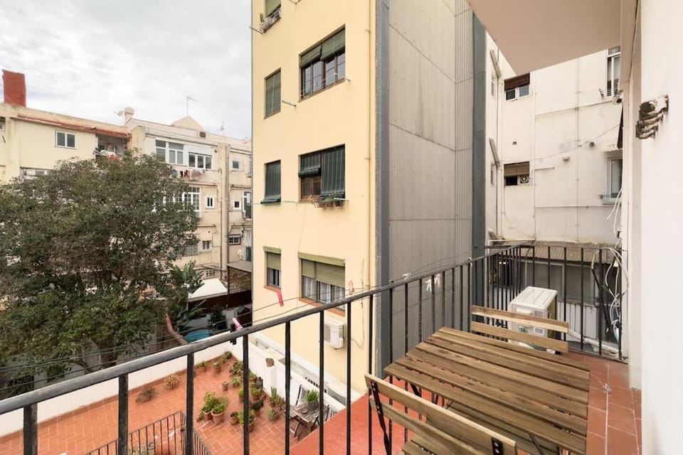 BeBarceloner Sants Apartments - 2 bedrooms Apartment in Barcelona