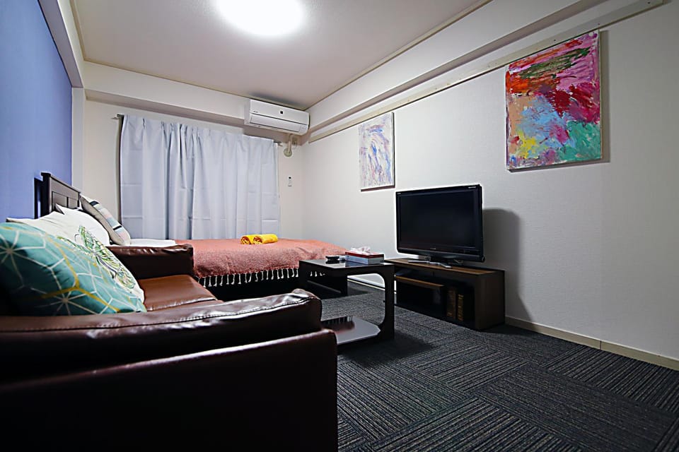 HEISIEI HOUSE Shin-Ōkubo FREE WIFI Apartment in Shinjuku