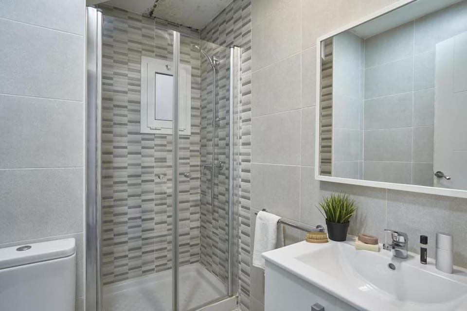 BeBarceloner Sant Andreu Apartments - 3 bedrooms Apartment in Barcelona