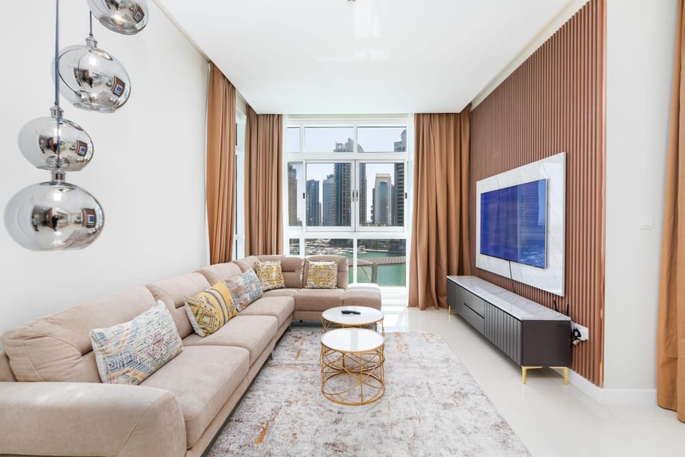 Bed, TV and multimedia, Living room, Bedroom