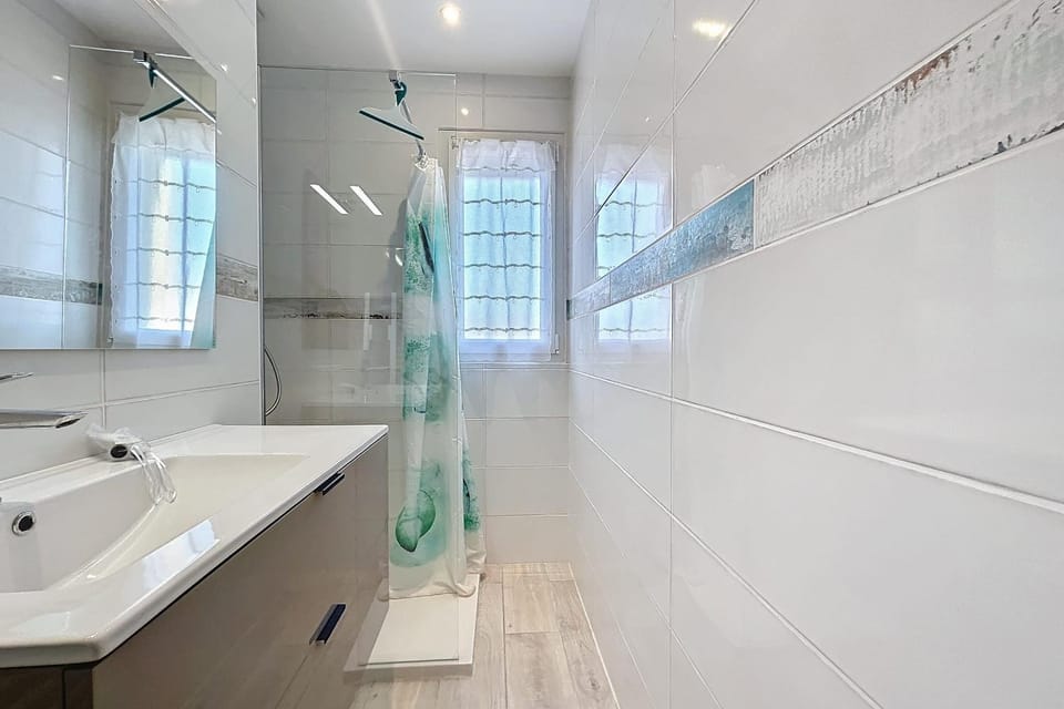 Spacious cocoon in Narbonne - with sea view Apartment in Narbonne