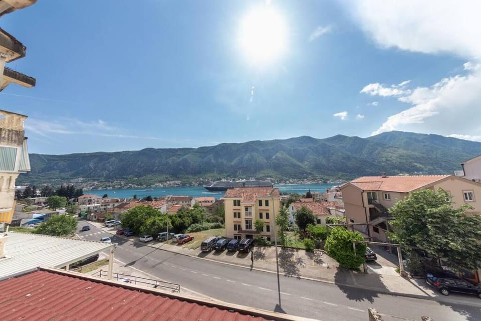 Sailor's Knot Apartment - Central and Amazing Sea View Apartment in Dobrota