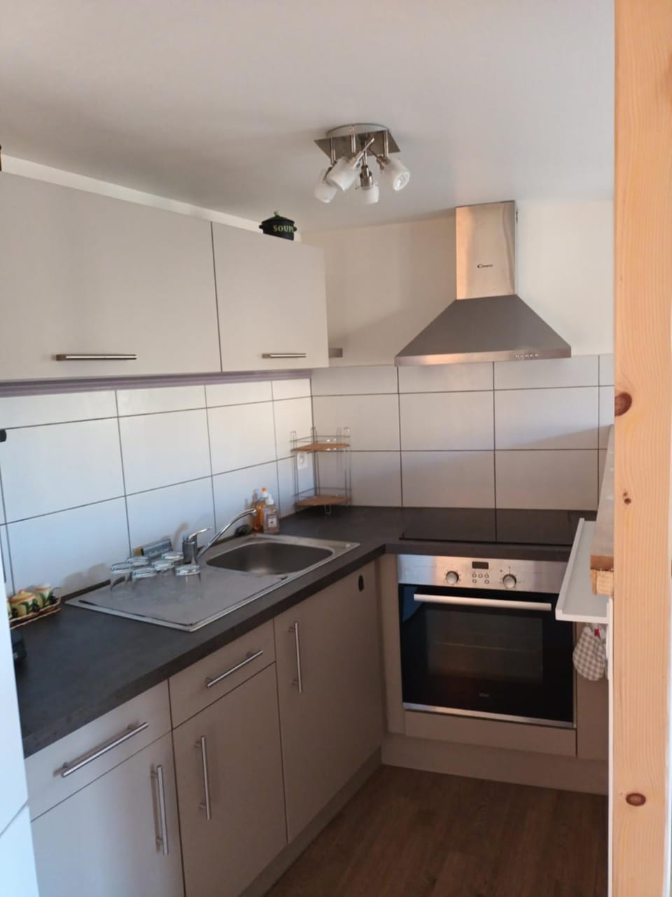 Coffee/tea facilities, River view, minibar, pet friendly, stove