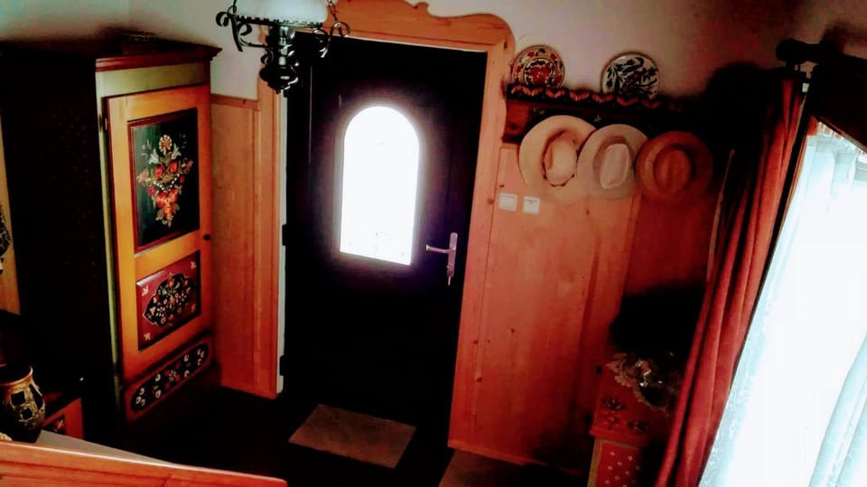 Lobby or reception, wardrobe