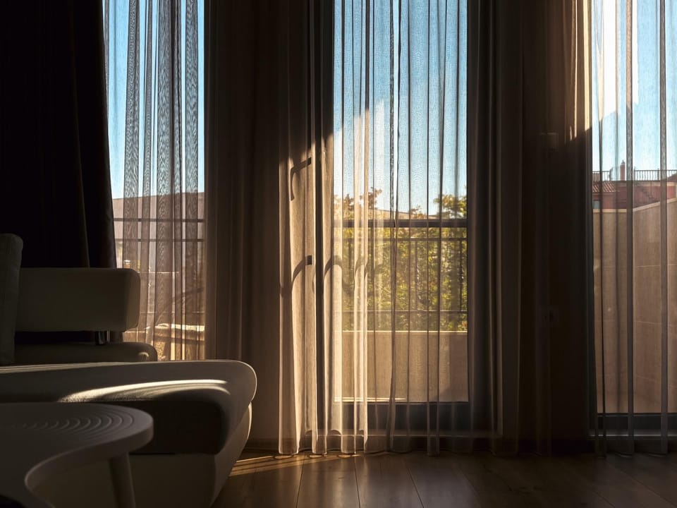 Balcony/Terrace, Living room