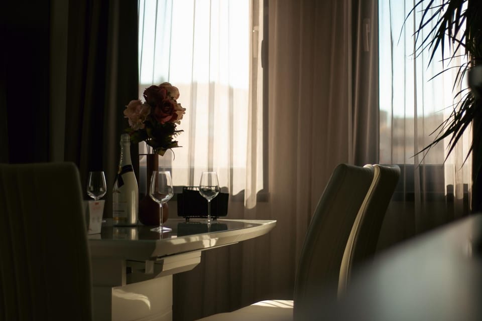 Communal lounge/ TV room, Living room