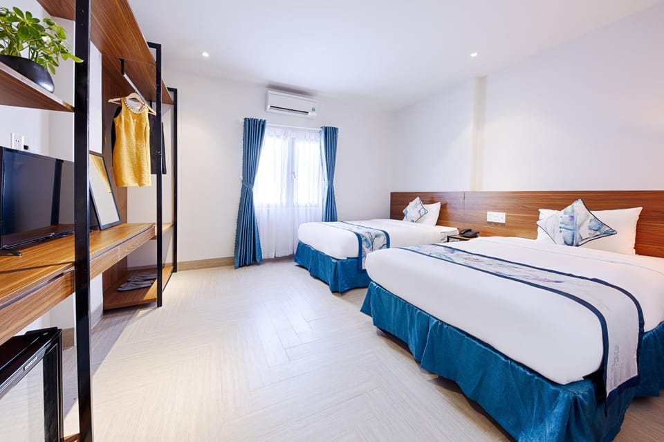 Bed, TV and multimedia, Photo of the whole room, Bedroom, air conditioner