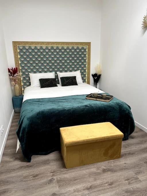 La suite, avec jacuzzi & sauna Apartment in Occitanie