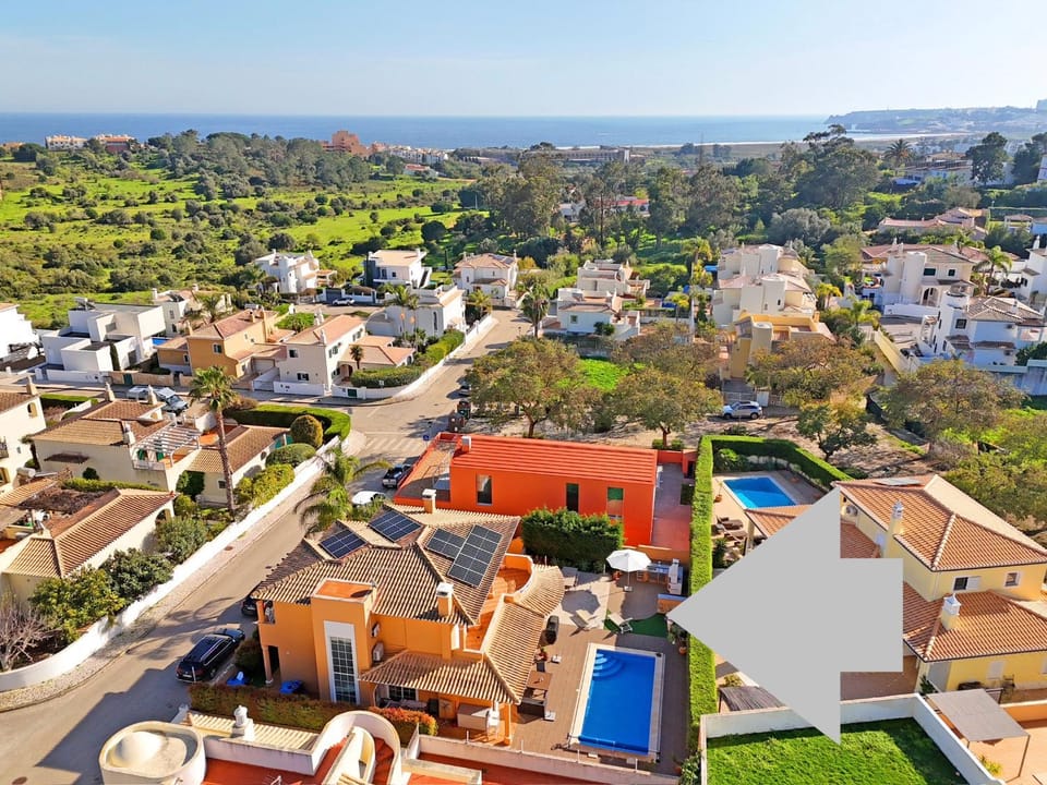 Canto do Sol, 4 Bedroom Villa Villa in Lagos