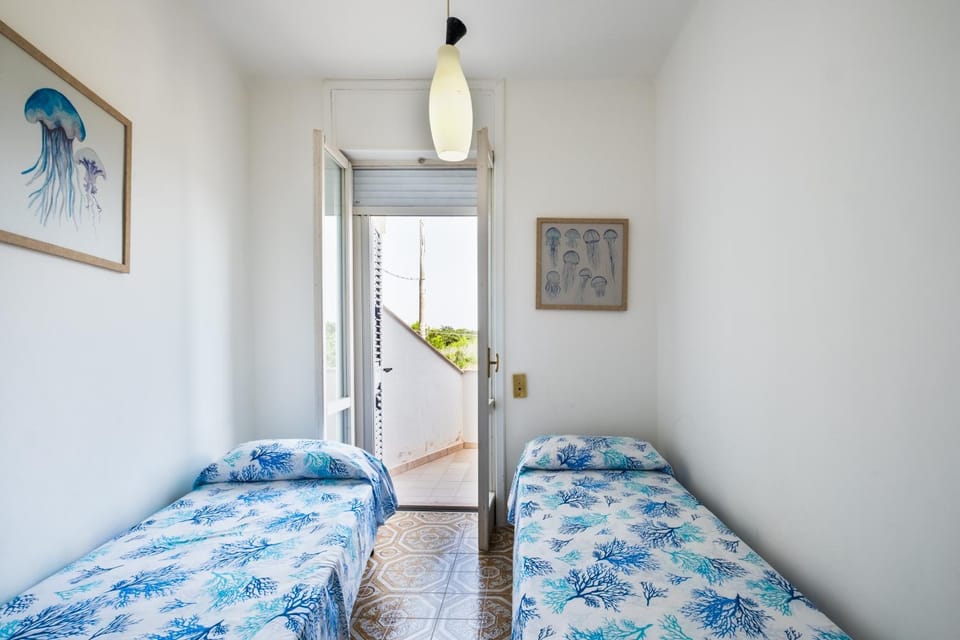 Property building, Living room, Bedroom
