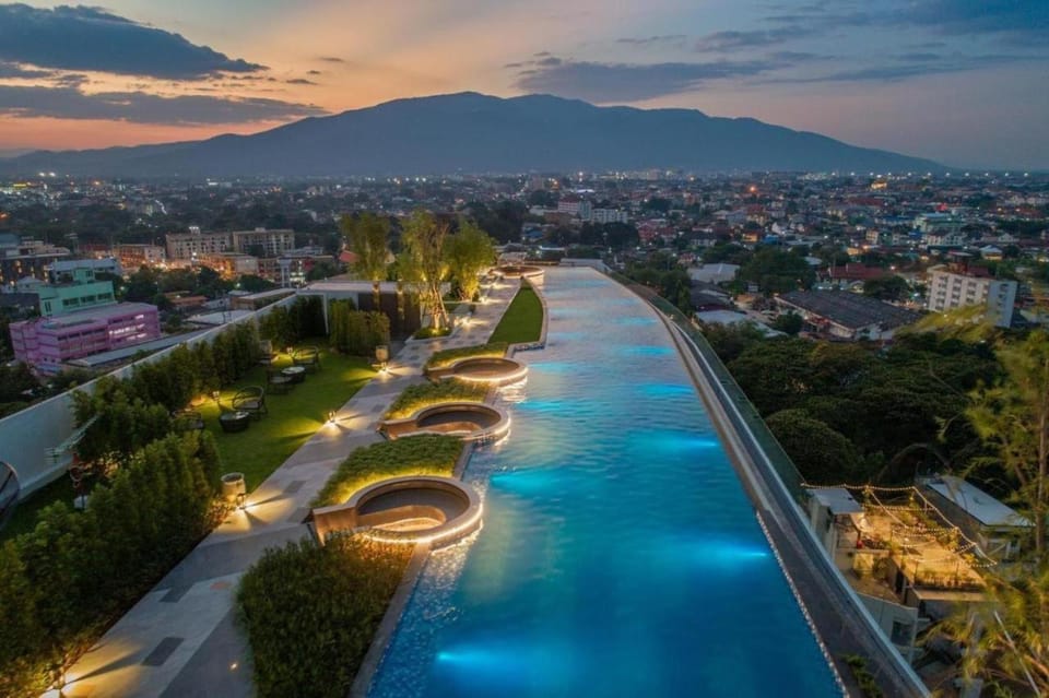 City view, Pool view, Swimming pool