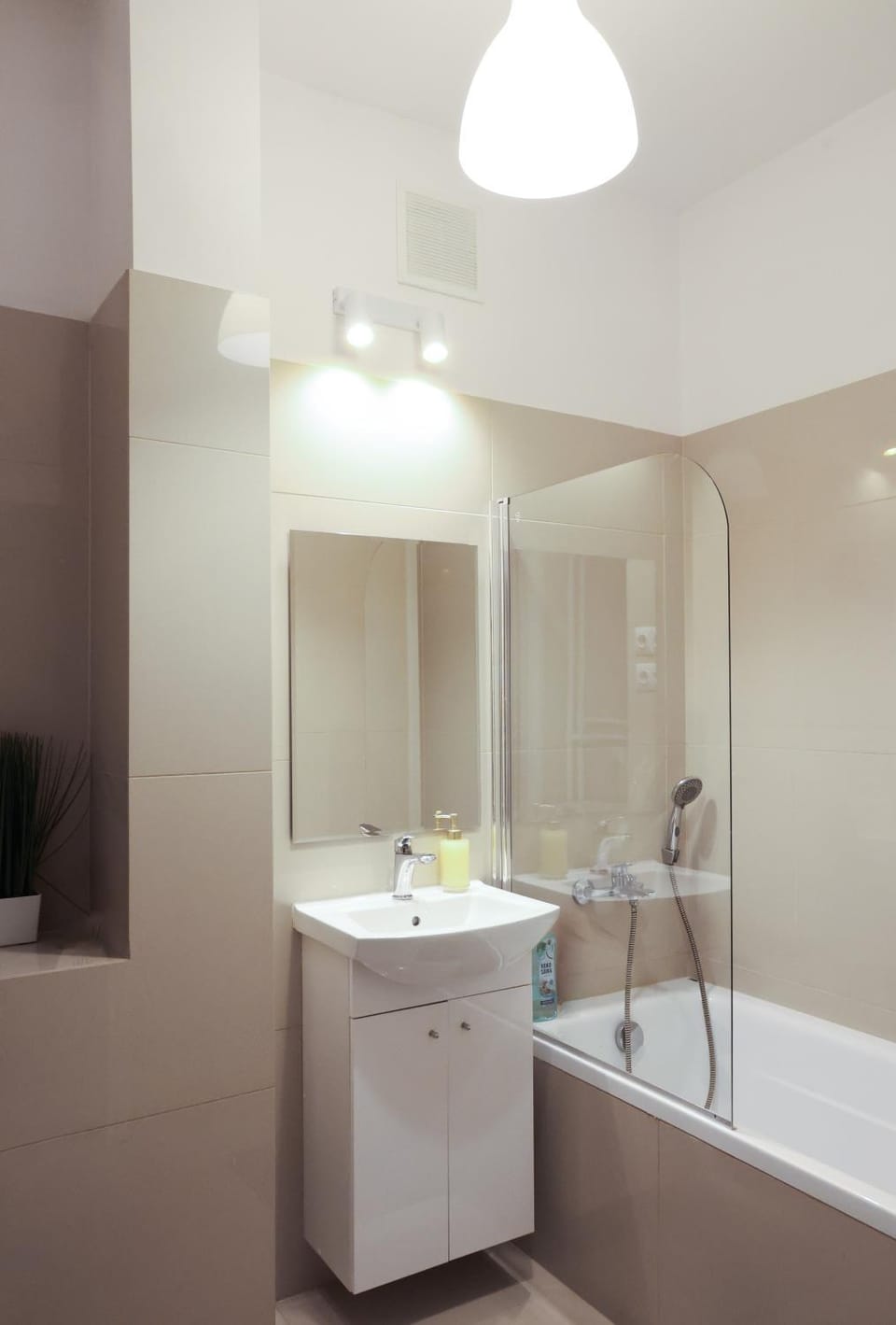 Bathroom, Bath