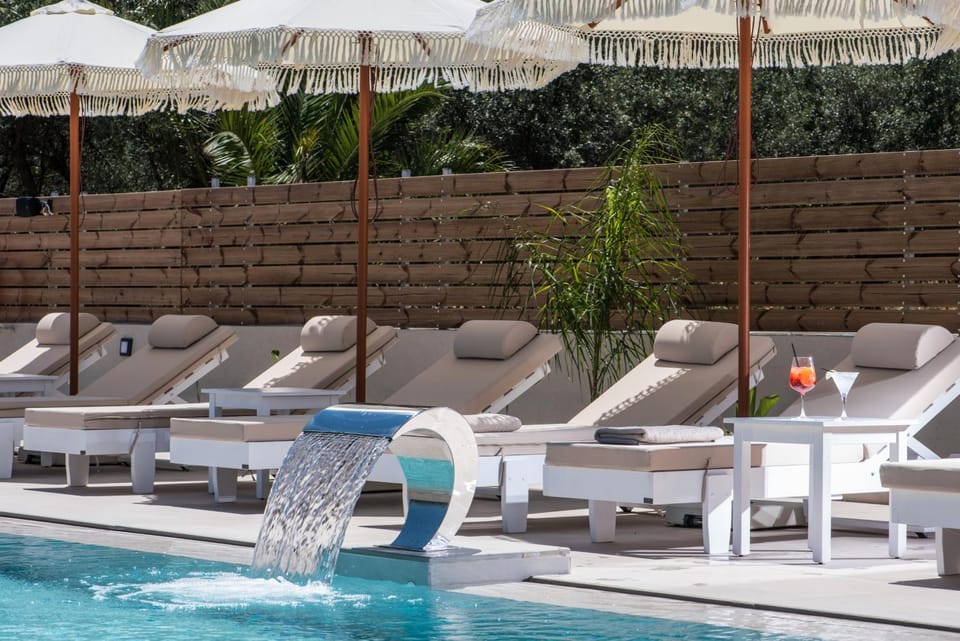 Property building, Swimming pool