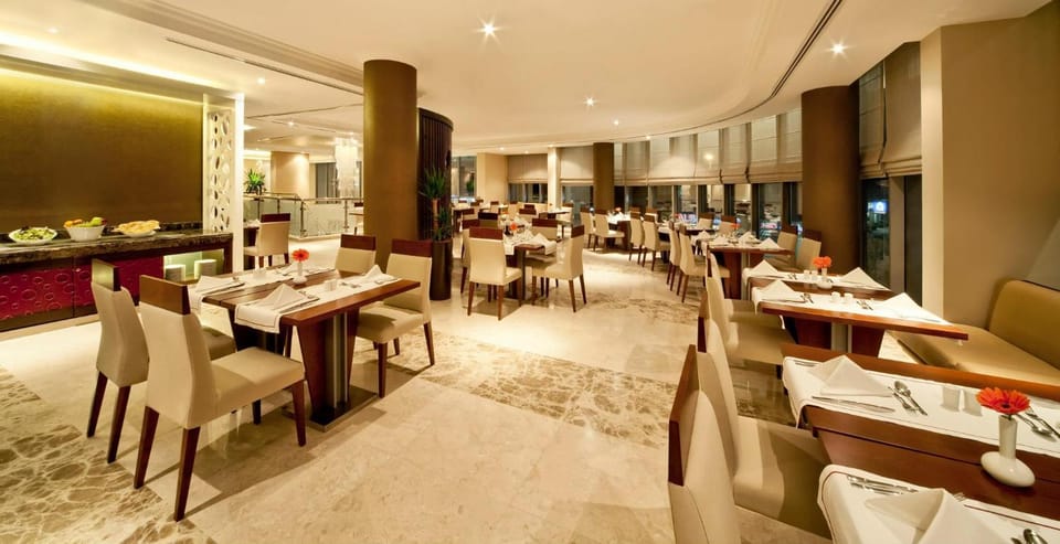 Restaurant/places to eat, Restaurant/places to eat