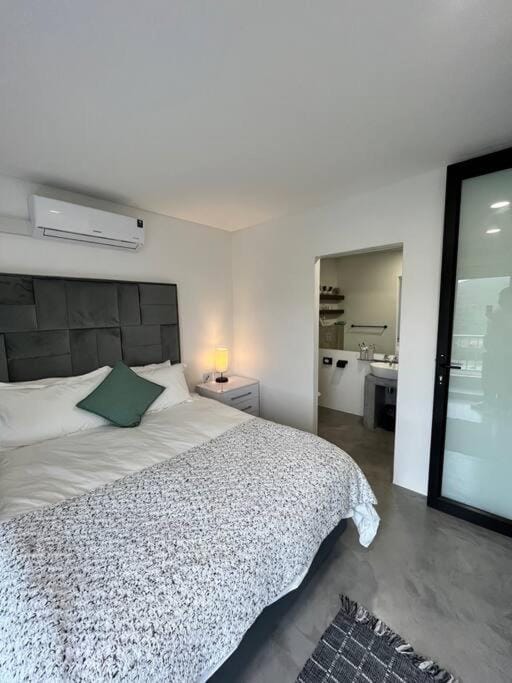 Lionel’s Garden Route Getaway Apartment in Western Cape