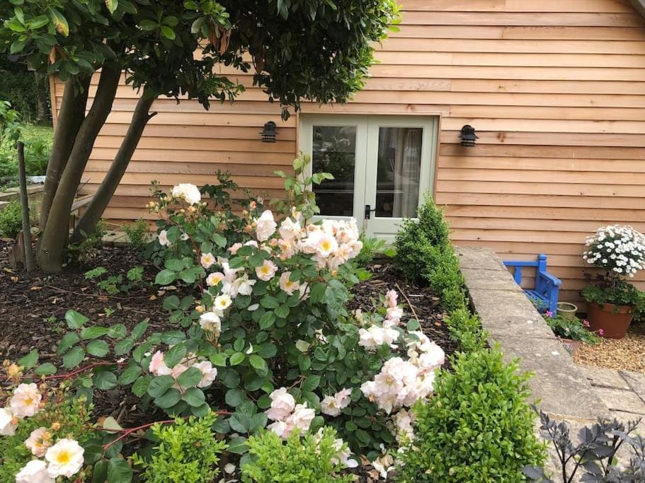 Stylish Cottage in the Pewsey Vale House in England