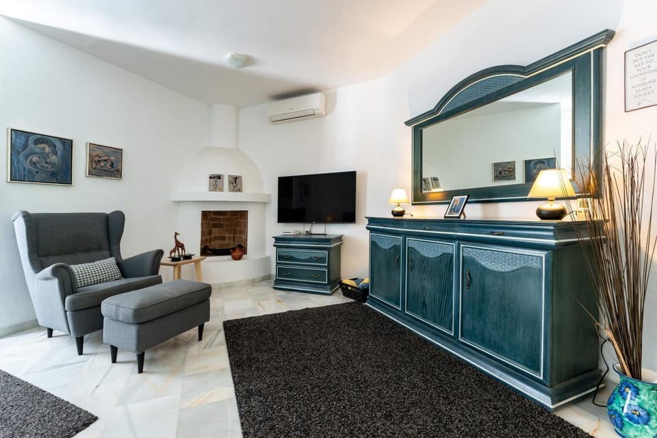 Property building, Living room