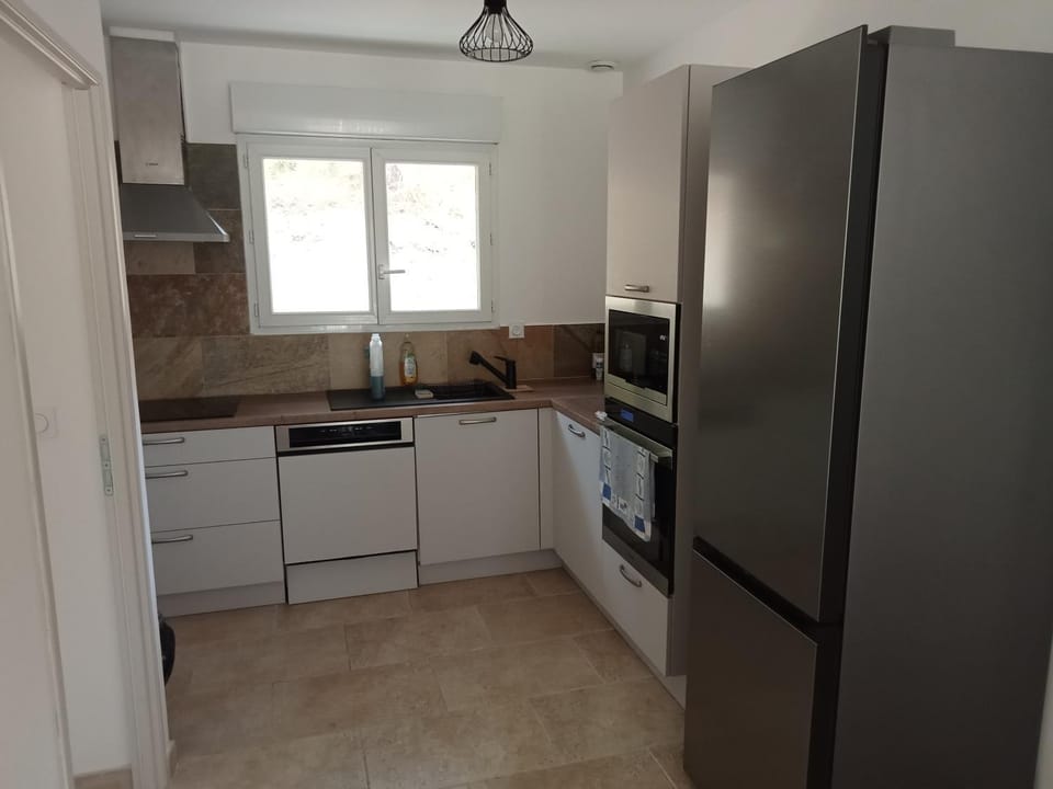 Maison calme Bed and Breakfast in Occitanie