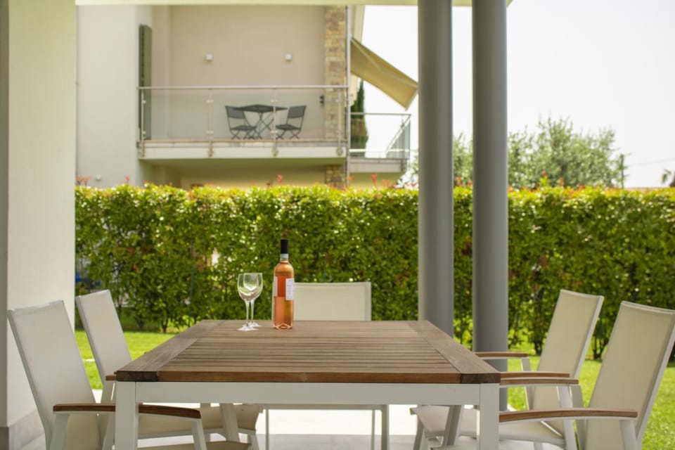 Patio, Garden, View (from property/room), Dining area