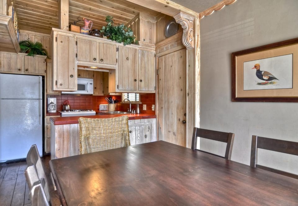 201 Ruby House in Balboa Island