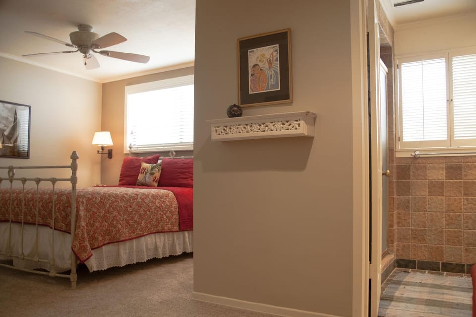 201 Ruby House in Balboa Island