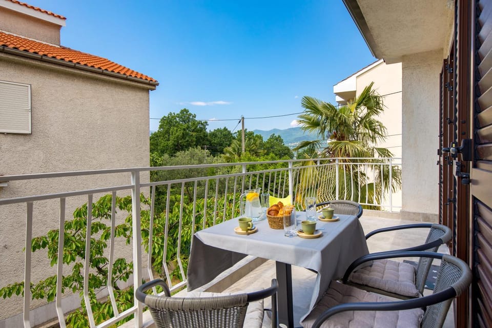 Day, Balcony/Terrace