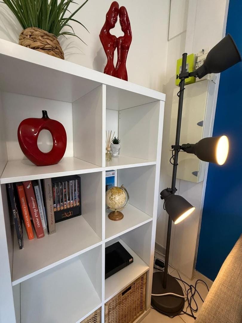 Appart' Lumineux & Chic. Parking Rue Sans Stress Apartment in Dreux