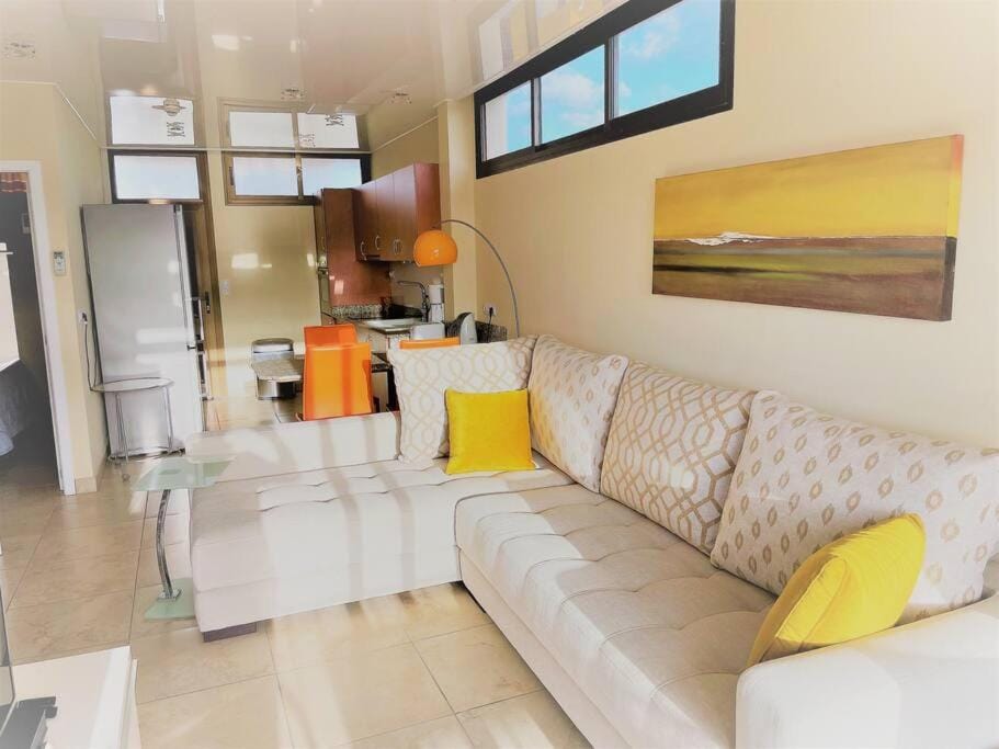 Kitchen or kitchenette, Living room, Dining area