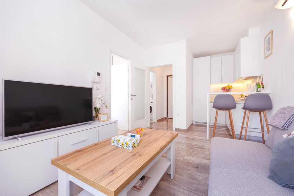 BRAND NEW lovely apartment Bella Apartment in Dubrovnik