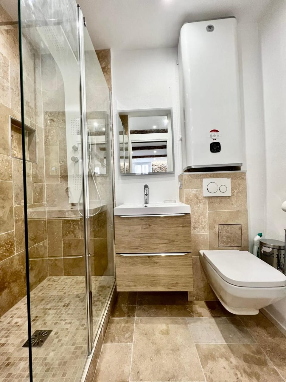 Shower, Toilet, Bathroom