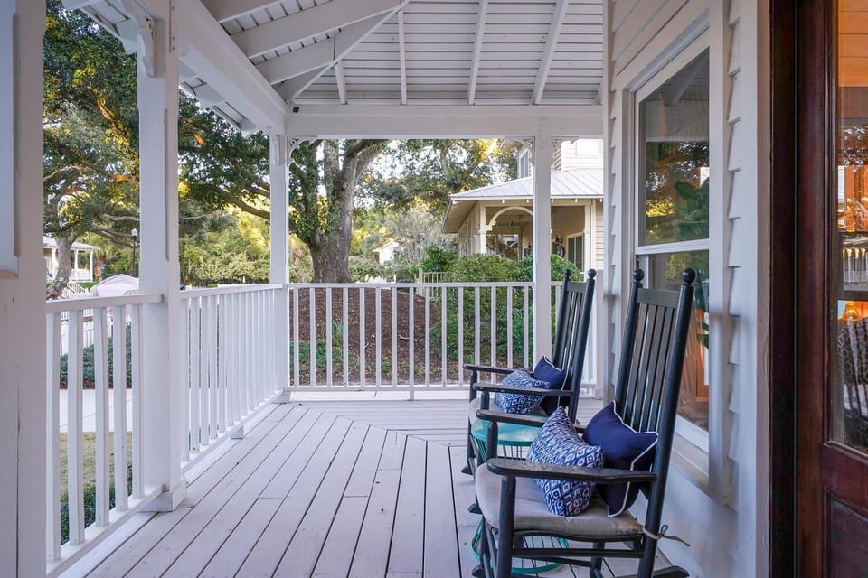 Property building, Balcony/Terrace