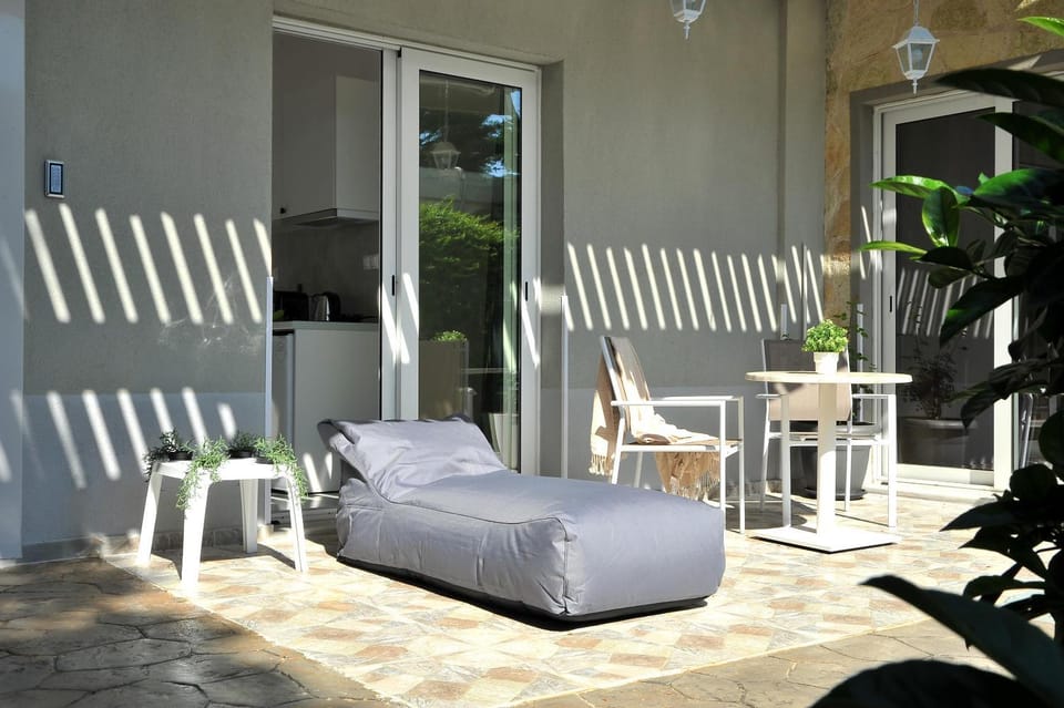 Patio, Day, View (from property/room), Balcony/Terrace, Balcony/Terrace, Seating area