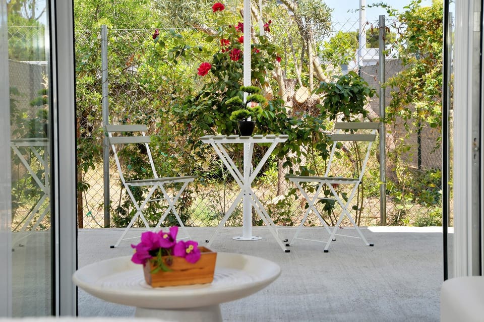 Patio, Garden, Garden, Balcony/Terrace, Seating area, Garden view, Garden view