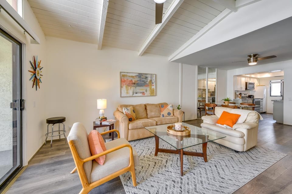 Pool Access: Pet-Friendly Palm Springs Condo House in Palm Springs
