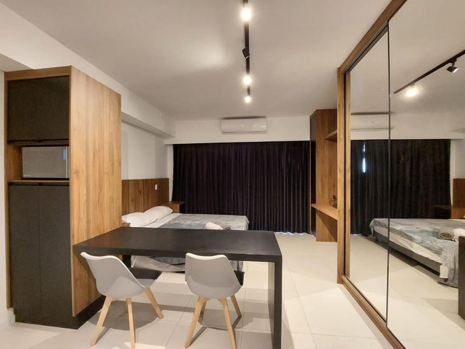 Studio novo junto a liberdade com garagem Apartment in Sao Paulo City