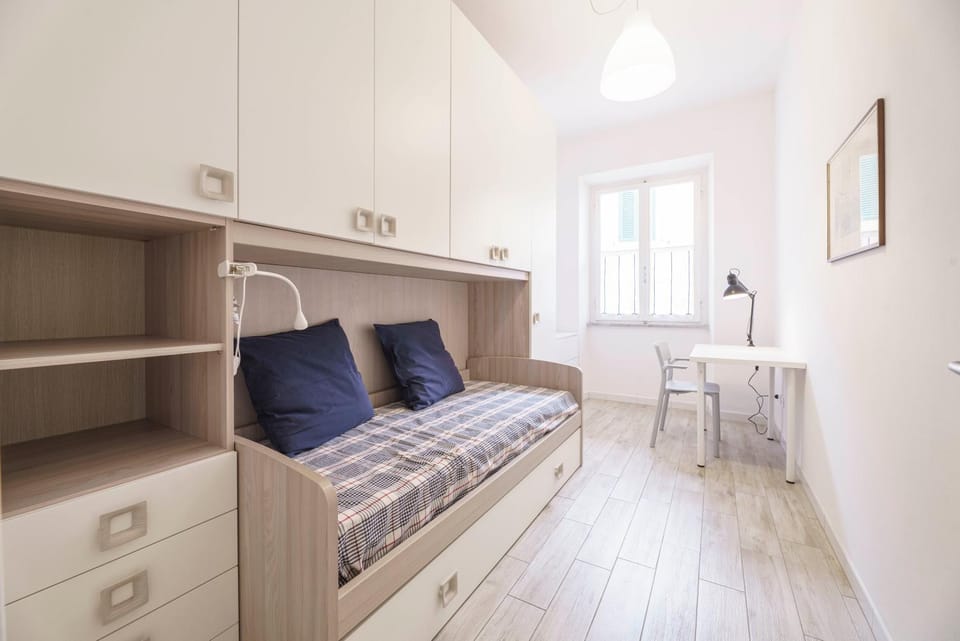 Bed, Bedroom, wardrobe