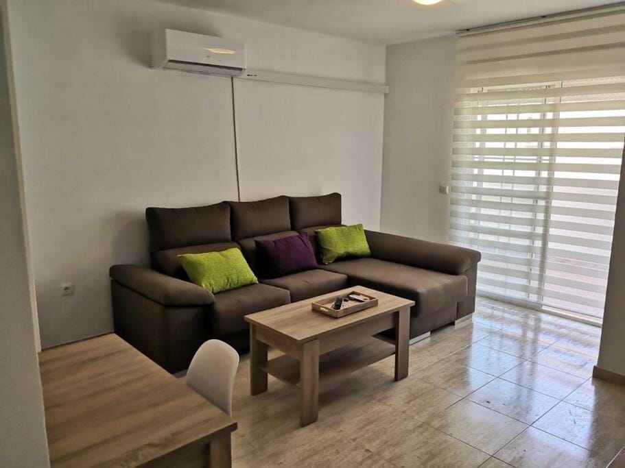 Apartamento Zona Playa En Roquetas Cerca de Bares Restaurantes y Centro Comercial Apartment in Roquetas de Mar