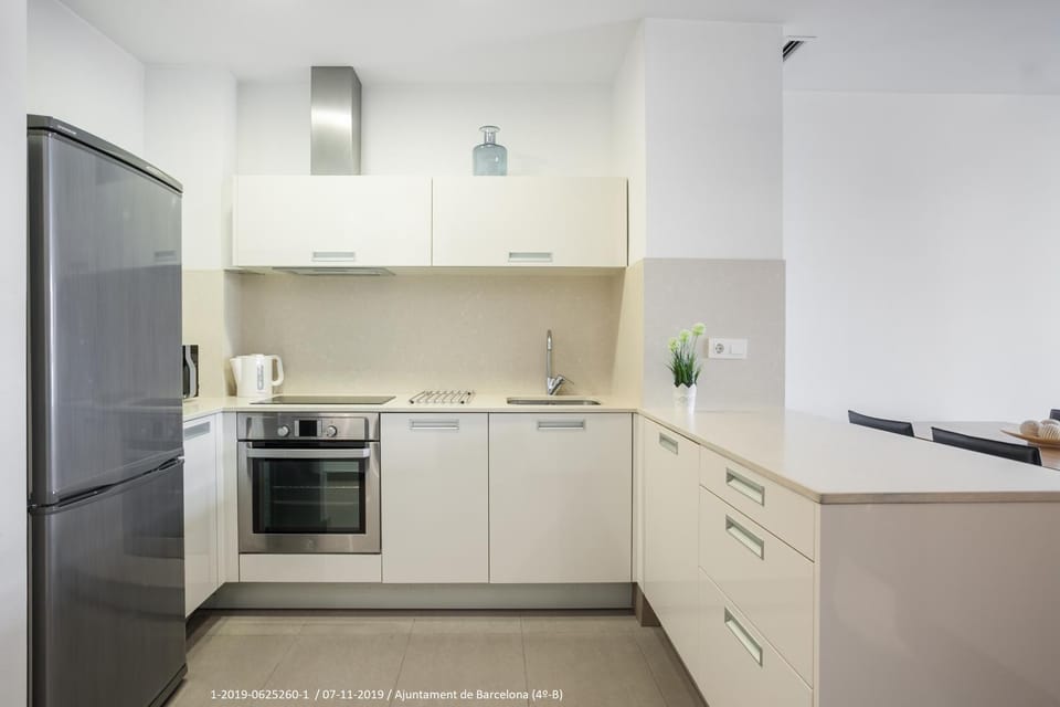 Kitchen or kitchenette, minibar, pet friendly, stove