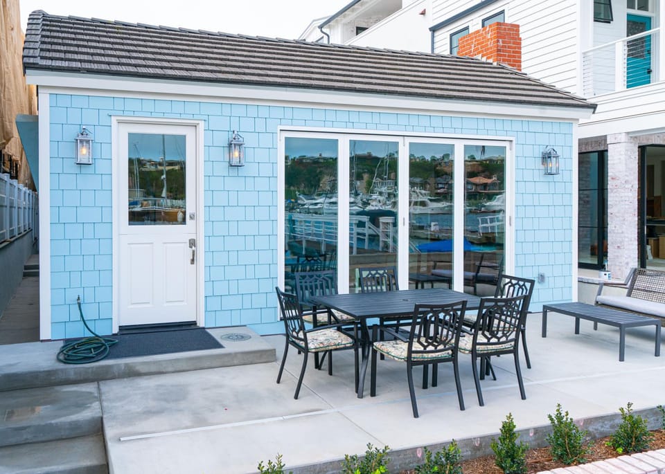 223 E Bayfront House in Balboa Island