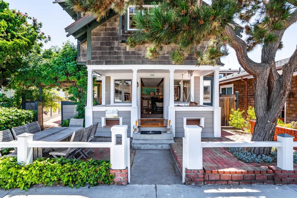 318 Lindo Ave House in Balboa Peninsula