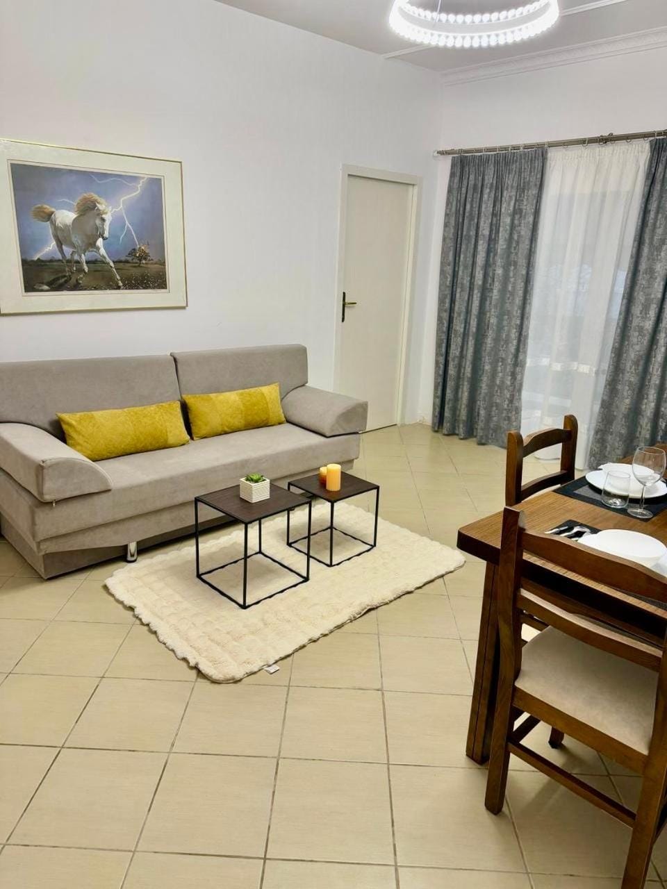 Living room, Seating area