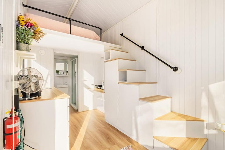 5 Acre Retreat Jimboomba Loft by Tiny Away House in Queensland