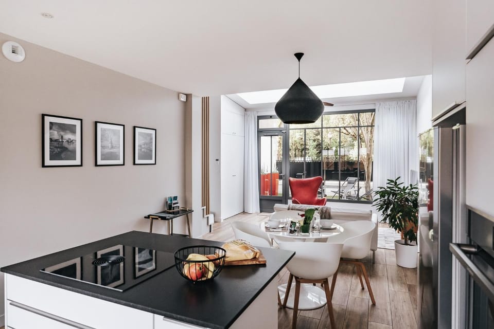 View (from property/room), Dining area, stove