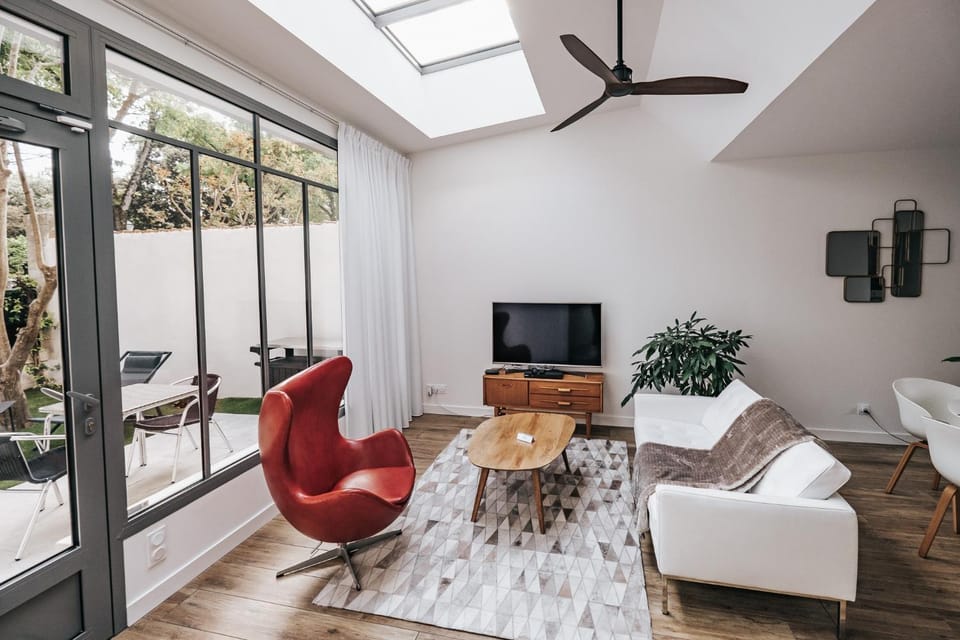 Patio, Living room, Seating area, fireplace