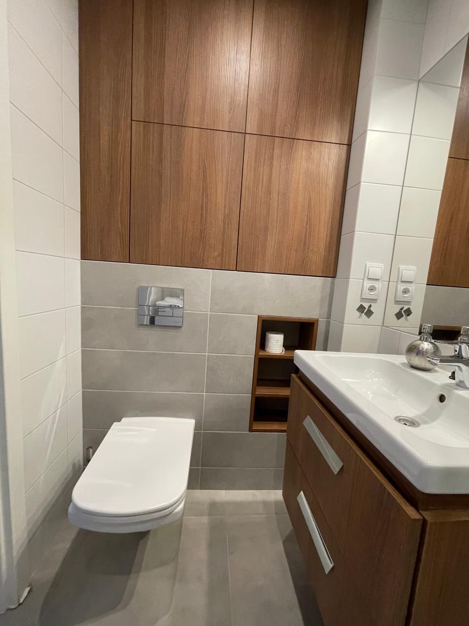 Toilet, Bathroom