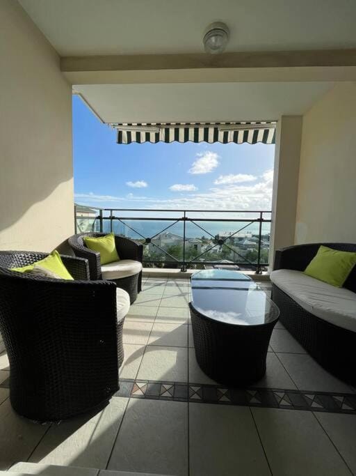 View (from property/room), Balcony/Terrace, Seating area
